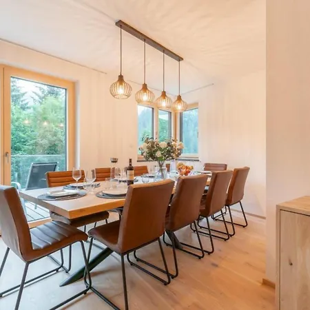 Prázdninový dům Schmittenblick 3 *