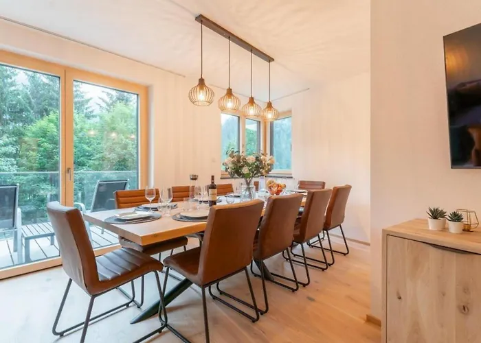 Vakantiehuis Schmittenblick 3 *